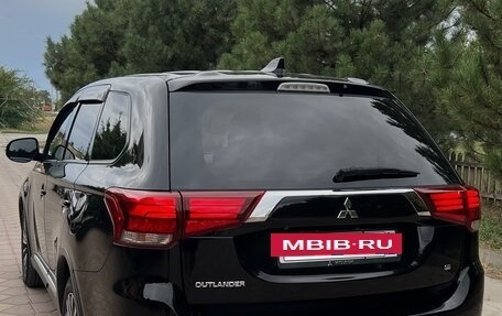 Mitsubishi Outlander III рестайлинг 3, 2019 год, 1 380 000 рублей, 7 фотография