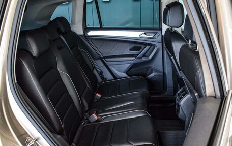 Volkswagen Tiguan II, 2018 год, 2 660 000 рублей, 8 фотография