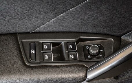 Volkswagen Tiguan II, 2018 год, 2 660 000 рублей, 17 фотография