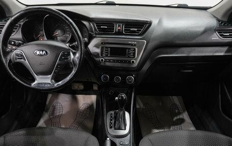 KIA Rio III рестайлинг, 2017 год, 1 379 000 рублей, 17 фотография