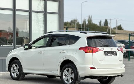 Toyota RAV4, 2013 год, 1 990 000 рублей, 8 фотография