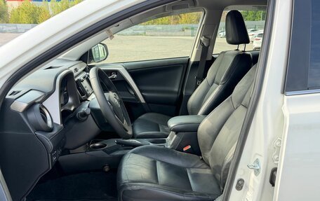Toyota RAV4, 2013 год, 1 990 000 рублей, 28 фотография
