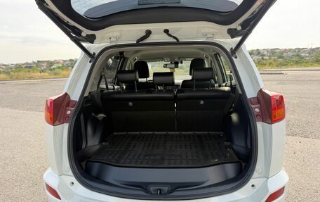 Toyota RAV4, 2013 год, 1 990 000 рублей, 36 фотография