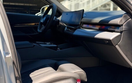 BMW 5 серия, 2025 год, 7 100 000 рублей, 11 фотография