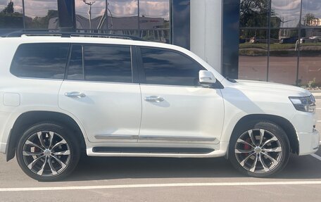 Toyota Land Cruiser 200, 2015 год, 5 000 000 рублей, 8 фотография