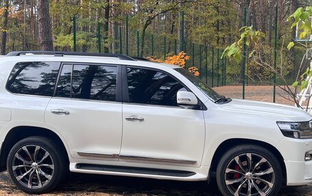 Toyota Land Cruiser 200, 2015 год, 5 000 000 рублей, 7 фотография