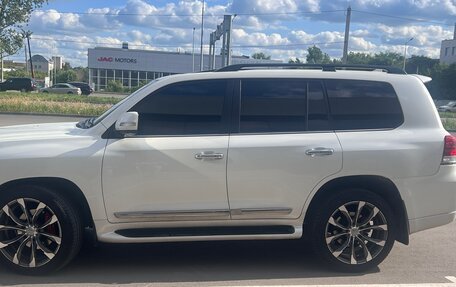 Toyota Land Cruiser 200, 2015 год, 5 000 000 рублей, 16 фотография