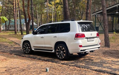 Toyota Land Cruiser 200, 2015 год, 5 000 000 рублей, 15 фотография