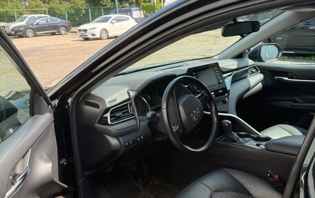 Toyota Camry, 2022 год, 2 930 000 рублей, 8 фотография