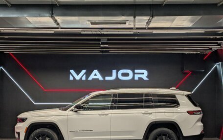 Jeep Grand Cherokee, 2022 год, 5 840 000 рублей, 28 фотография