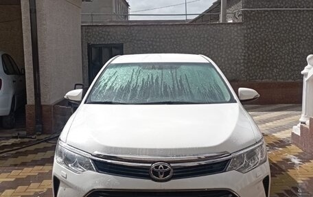 Toyota Camry, 2016 год, 2 630 000 рублей, 1 фотография