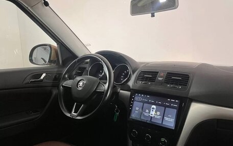 Skoda Yeti I рестайлинг, 2014 год, 900 000 рублей, 11 фотография