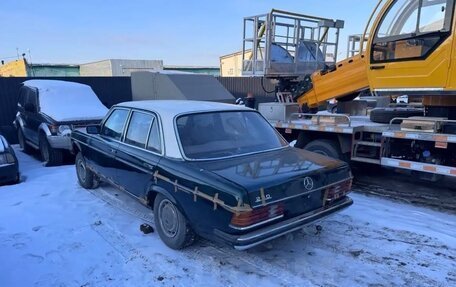 Mercedes-Benz W123, 1977 год, 98 000 рублей, 2 фотография
