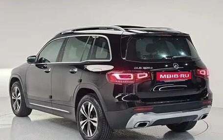 Mercedes-Benz GLB, 2023 год, 4 950 008 рублей, 3 фотография