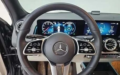 Mercedes-Benz GLB, 2023 год, 4 950 008 рублей, 11 фотография
