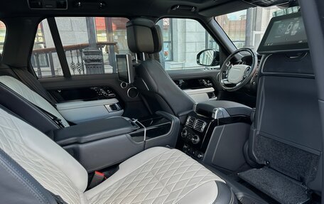 Land Rover Range Rover IV рестайлинг, 2019 год, 7 700 000 рублей, 11 фотография
