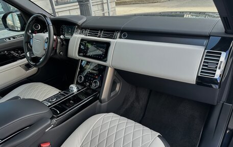 Land Rover Range Rover IV рестайлинг, 2019 год, 7 700 000 рублей, 15 фотография