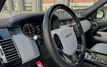 Land Rover Range Rover IV рестайлинг, 2019 год, 7 700 000 рублей, 32 фотография