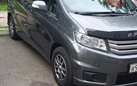 Honda Freed I, 2011 год, 916 000 рублей, 20 фотография