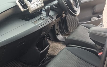 Honda Freed I, 2011 год, 916 000 рублей, 23 фотография