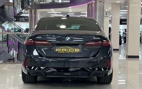 BMW 5 серия, 2025 год, 9 450 000 рублей, 4 фотография
