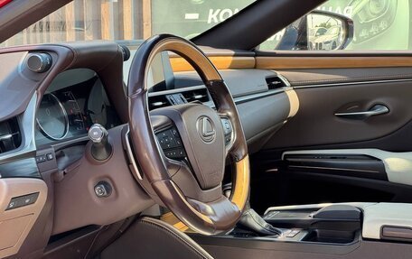 Lexus ES VII, 2020 год, 3 150 000 рублей, 21 фотография