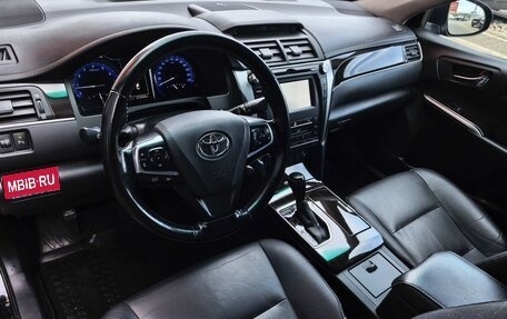 Toyota Camry, 2018 год, 1 799 000 рублей, 5 фотография