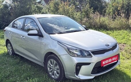 KIA Rio IV, 2017 год, 1 100 000 рублей, 2 фотография