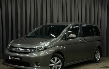 Toyota ISis I, 2011 год, 1 099 900 рублей, 1 фотография