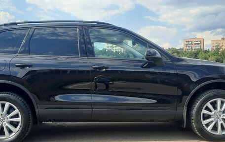 Volkswagen Touareg III, 2015 год, 2 600 000 рублей, 2 фотография