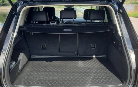 Volkswagen Touareg III, 2015 год, 2 600 000 рублей, 15 фотография