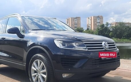 Volkswagen Touareg III, 2015 год, 2 600 000 рублей, 21 фотография