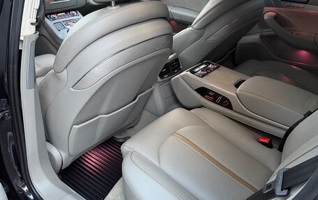 Audi A8, 2014 год, 3 890 000 рублей, 14 фотография