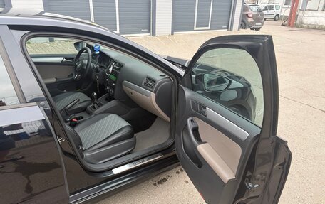Volkswagen Jetta VI, 2012 год, 1 000 000 рублей, 9 фотография