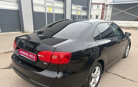 Volkswagen Jetta VI, 2012 год, 1 000 000 рублей, 6 фотография
