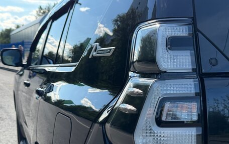 Toyota Land Cruiser Prado 150 рестайлинг 2, 2022 год, 10 000 000 рублей, 19 фотография