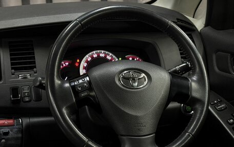 Toyota ISis I, 2011 год, 1 099 900 рублей, 8 фотография
