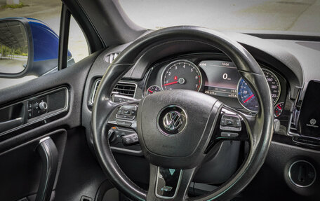 Volkswagen Touareg III, 2016 год, 2 880 000 рублей, 13 фотография