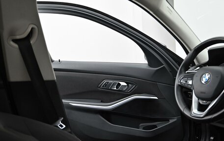 BMW 3 серия, 2019 год, 2 185 000 рублей, 12 фотография