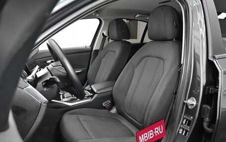 BMW 3 серия, 2019 год, 2 185 000 рублей, 13 фотография