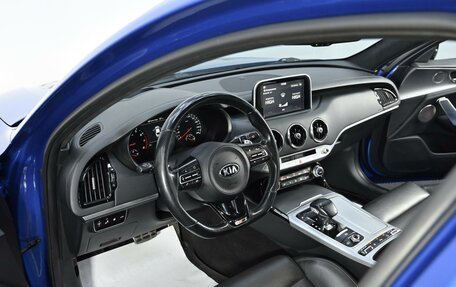 KIA Stinger I, 2018 год, 2 075 000 рублей, 7 фотография