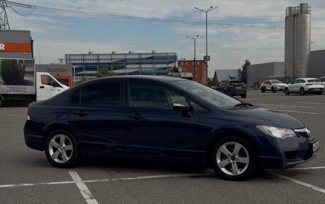 Honda Civic VIII, 2010 год, 777 777 рублей, 3 фотография