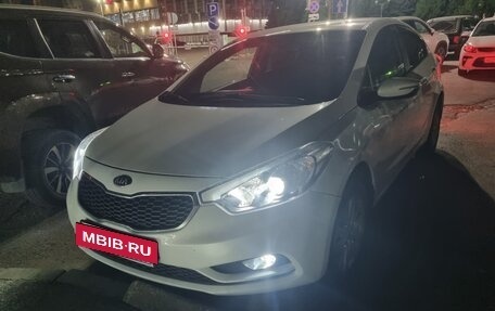 KIA Cerato III, 2014 год, 990 000 рублей, 2 фотография