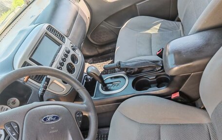 Ford Escape II, 2004 год, 550 000 рублей, 4 фотография