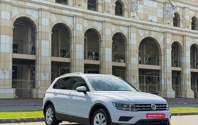 Volkswagen Tiguan II, 2018 год, 2 599 000 рублей, 1 фотография