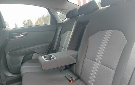 KIA Cerato IV, 2021 год, 2 450 000 рублей, 28 фотография