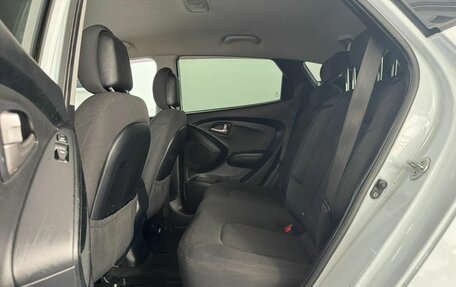 Hyundai ix35 I рестайлинг, 2010 год, 1 040 000 рублей, 18 фотография
