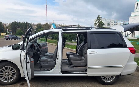 Toyota Sienna II рестайлинг, 2007 год, 1 900 000 рублей, 22 фотография