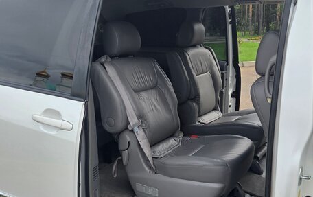 Toyota Sienna II рестайлинг, 2007 год, 1 900 000 рублей, 19 фотография