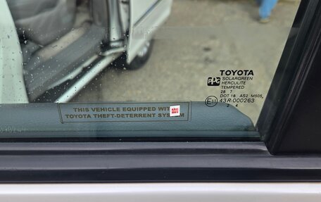 Toyota Sienna II рестайлинг, 2007 год, 1 900 000 рублей, 29 фотография
